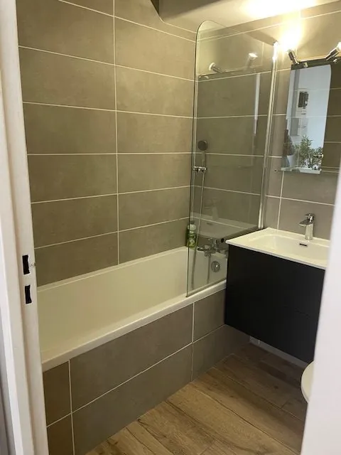 Studio à vendre à Villeurbanne, proche Gratte-Ciel, entièrement meublé, idéal investisseur ou étudiant 