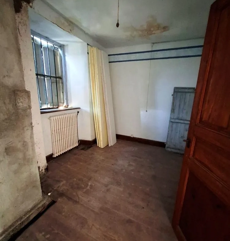 Maison bourgeoise à rénover avec vue montagne à Boutx - Pyrénées 