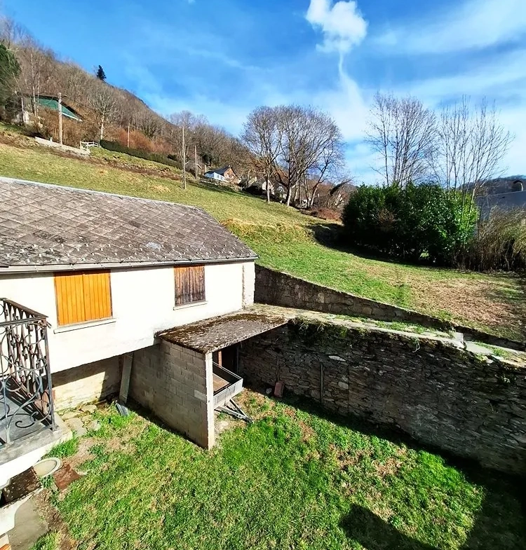 Maison bourgeoise à rénover avec vue montagne à Boutx - Pyrénées 