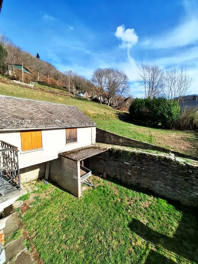 Maison bourgeoise à rénover avec vue montagne à Boutx - Pyrénées 