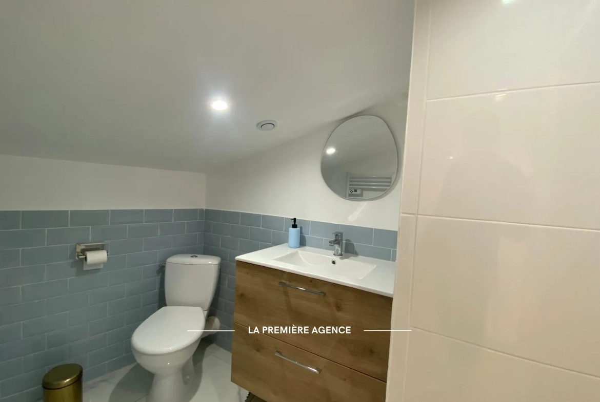 Maison de ville rénovée avec potentiel à Tarare - 3 à 4 chambres 