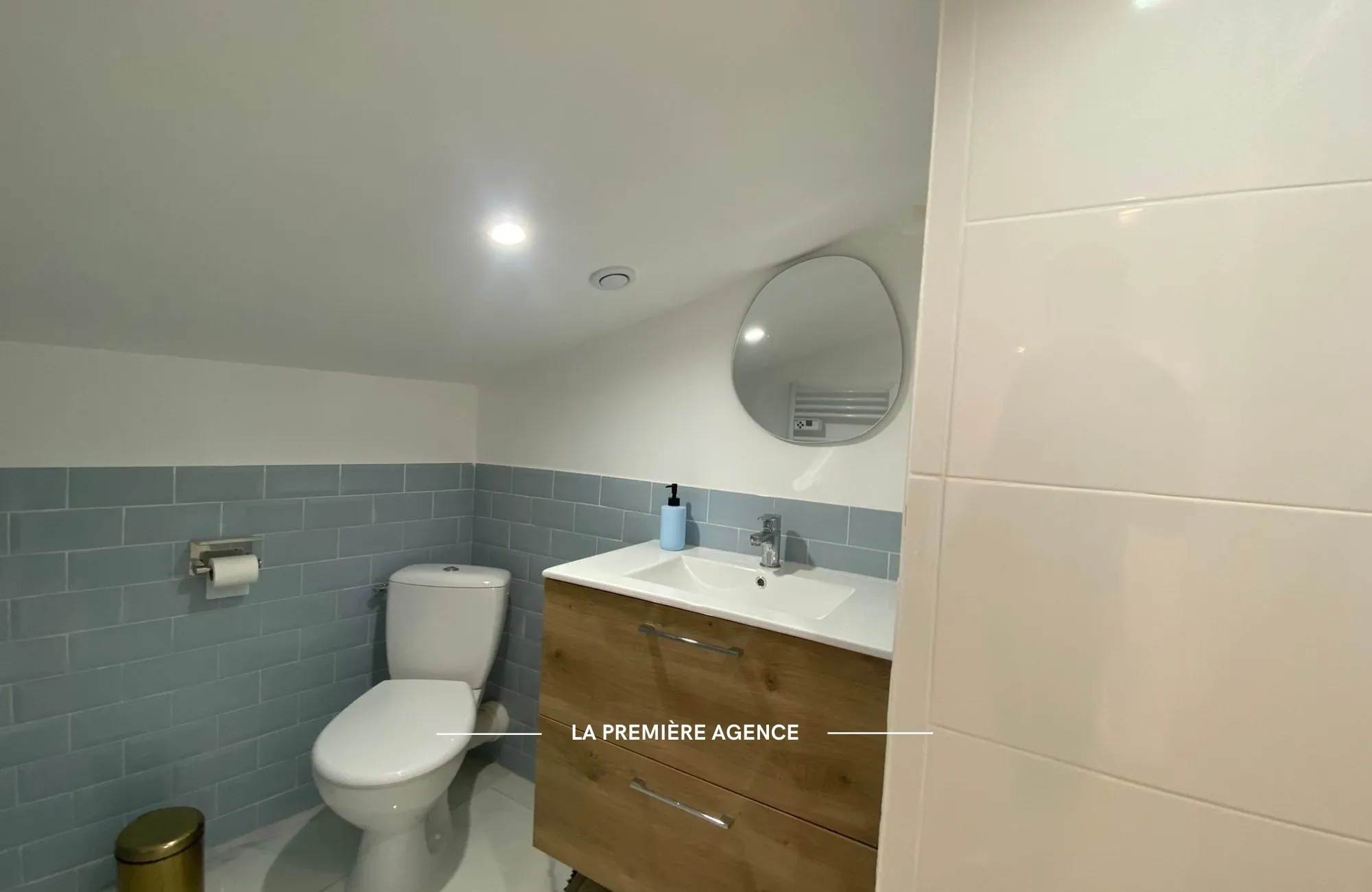 Maison de ville rénovée avec potentiel à Tarare - 3 à 4 chambres 