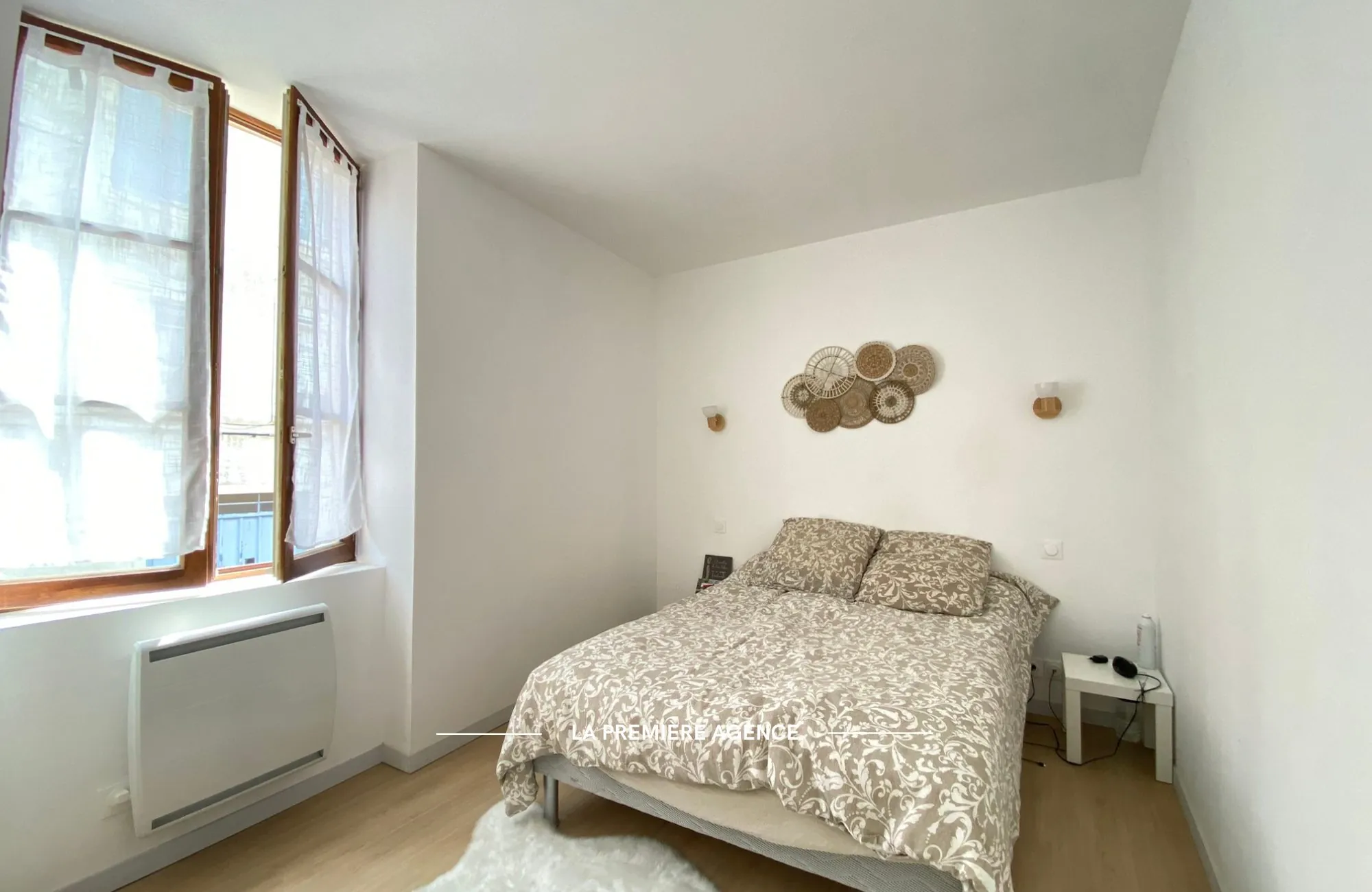 Maison de ville rénovée avec potentiel à Tarare - 3 à 4 chambres 