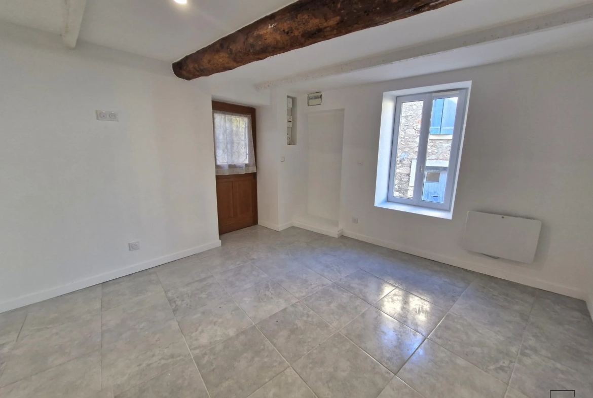 Maison mitoyenne à vendre à Ouveillan – 103 m², 3 chambres, rénovée et moderne 