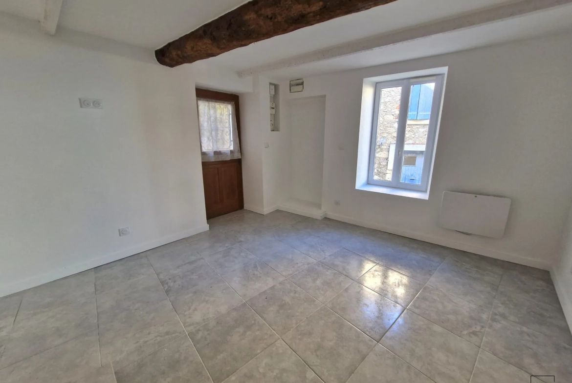 Maison mitoyenne à vendre à Ouveillan – 103 m², 3 chambres, rénovée et moderne 