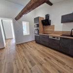 Maison mitoyenne à vendre à Ouveillan – 103 m², 3 chambres, rénovée et moderne