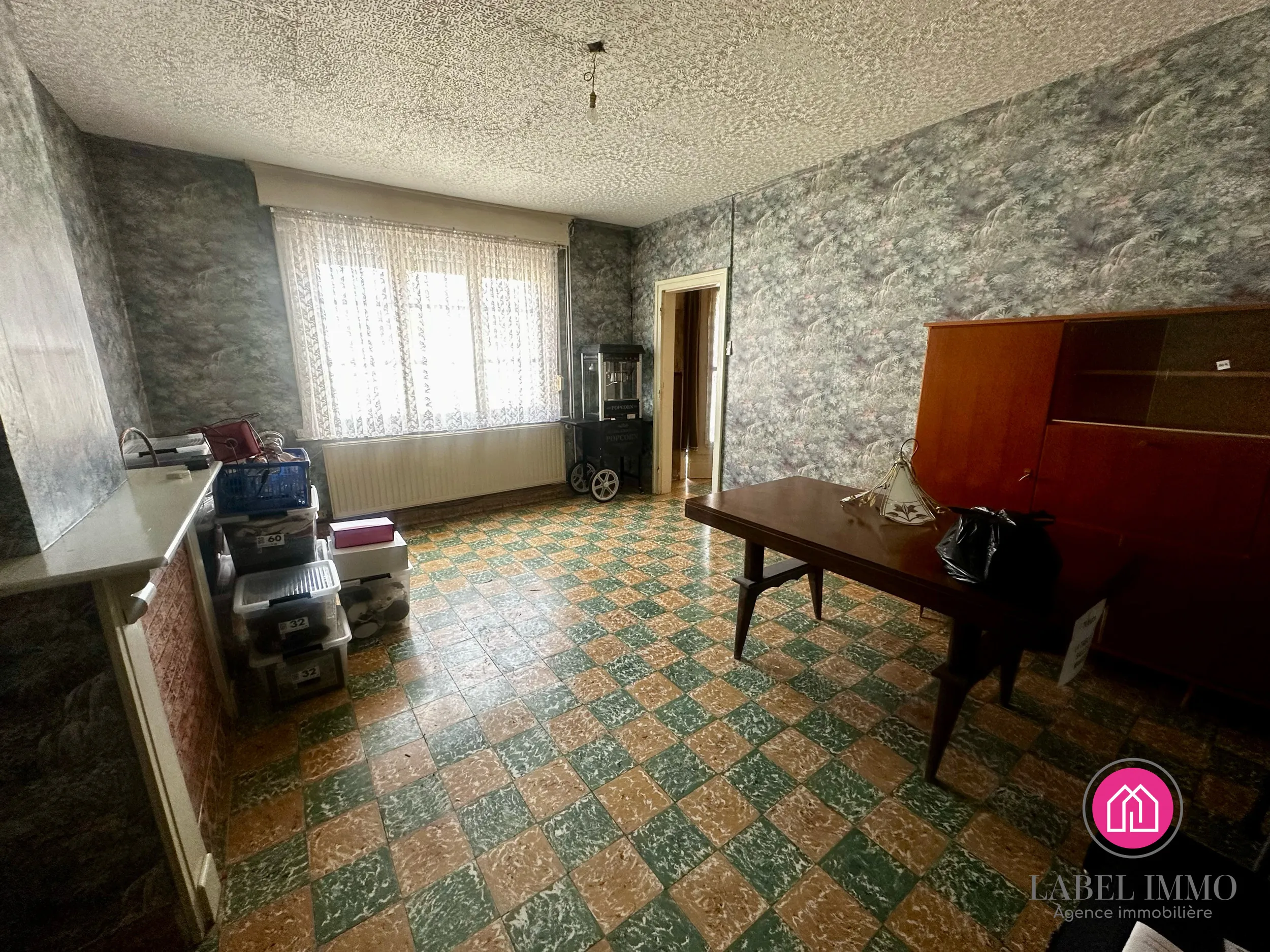 Maison semi-individuelle à rénover à Marquette-en-Ostrevant - Opportunité à saisir 