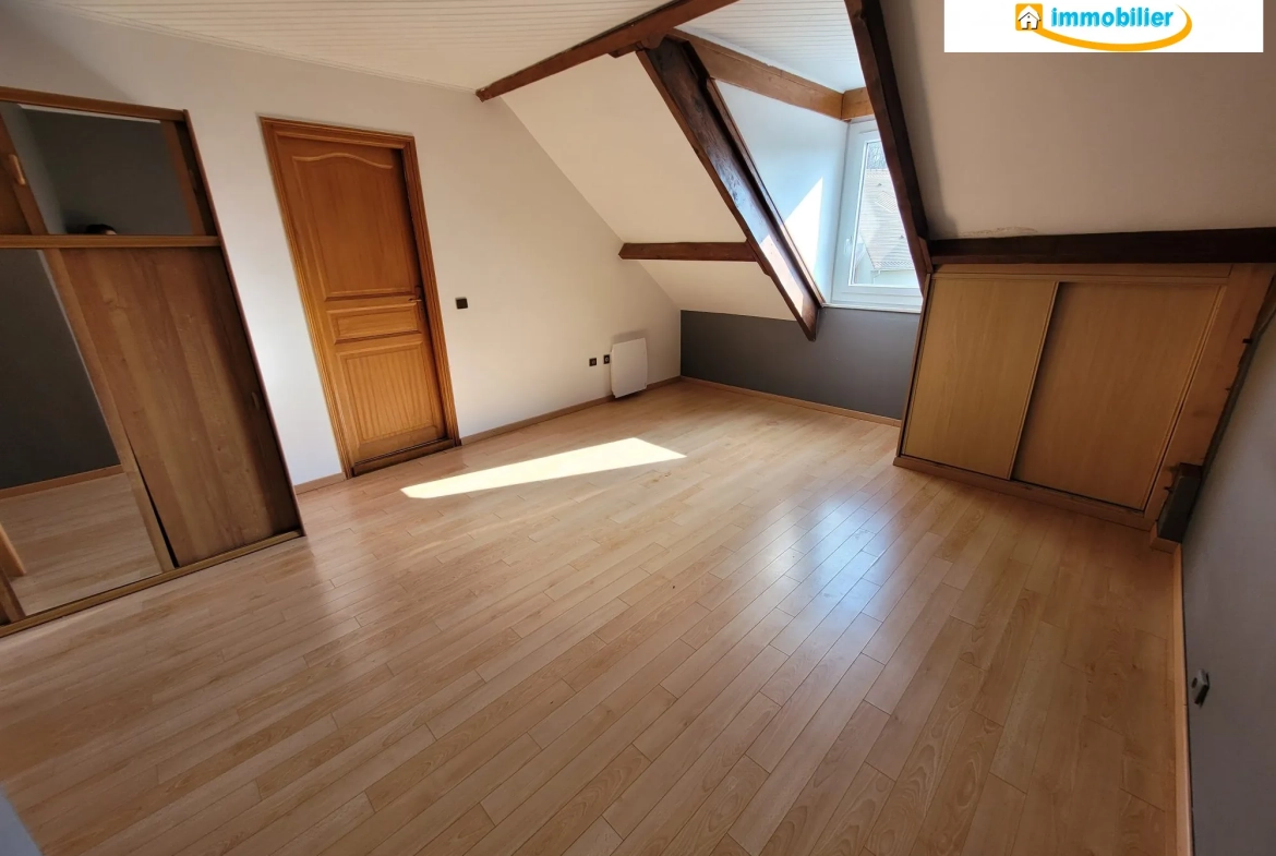 Vente d'un appartement F3 à Sainte-Mesme - 73 m², parking, résidence sécurisée 