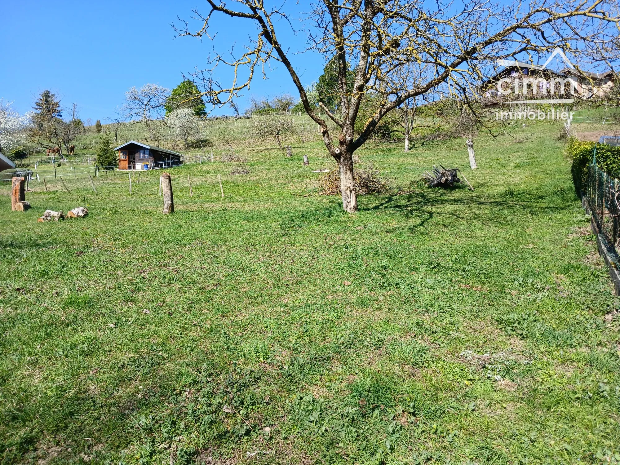 Terrains à bâtir à vendre à Morette - Opportunité rare en Isère 