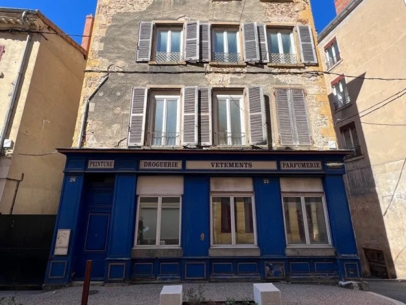 Immeuble de rapport à Thizy-les-Bourgs avec 3 appartements | 280 m²