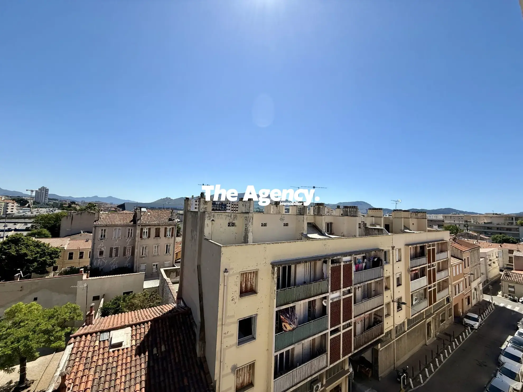 Appartement 2 pièces à Marseille Menpenti avec balcon et cave, dernière étage 