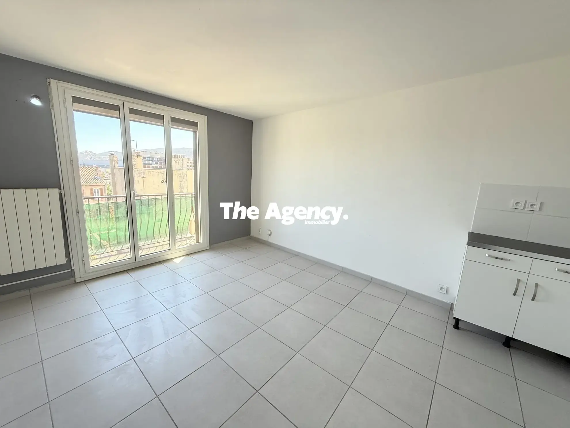 Appartement 2 pièces à Marseille Menpenti avec balcon et cave, dernière étage 