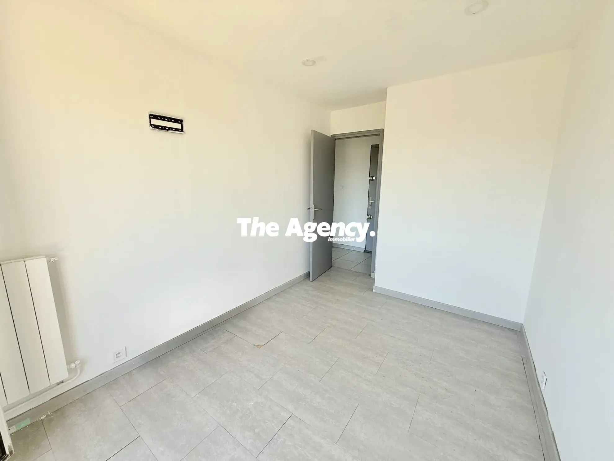 Appartement 2 pièces à Marseille Menpenti avec balcon et cave, dernière étage 