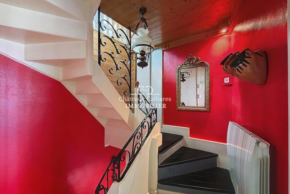 Maison de village ancienne avec remise à Lesquerde - 80 m² 