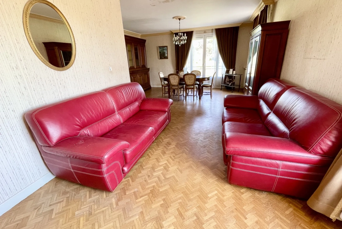 Maison de 110 m² avec véranda, garage et terrain à Malemort 
