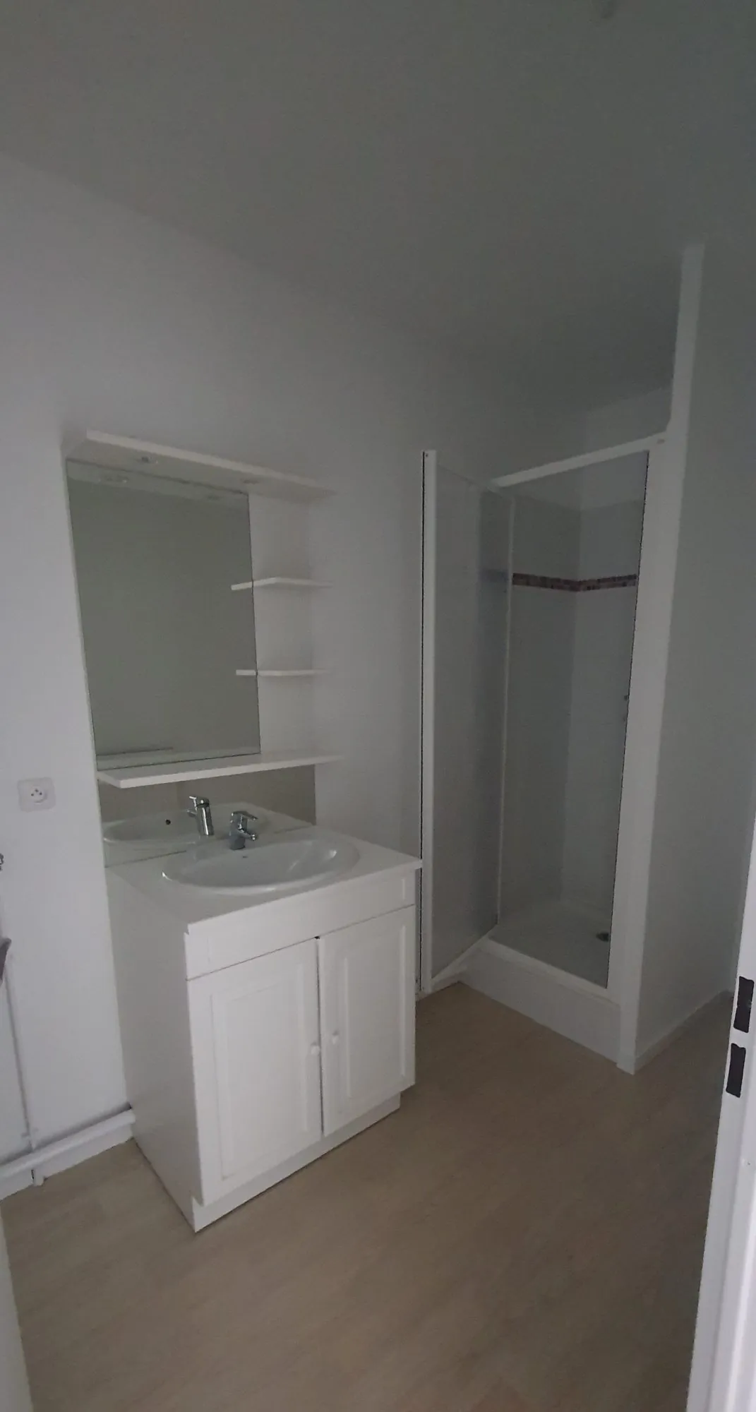 Appartement à vendre à Riantec - 2 pièces avec balcon et cave 