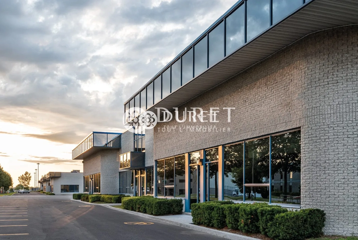 Local commercial neuf à vendre à Saint Jean de Monts - emplacement stratégique & visibilité optimale 