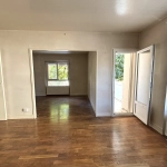 Spacieux appartement lumineux à Dijon Drapeau avec potentiel de rénovation et vue sur parc