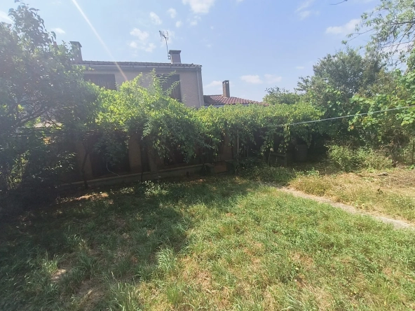 Maison à vendre à Lameilhé, 4 chambres, jardin et terrasse, potentiel de rénovation
