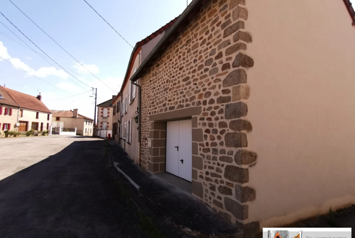Charmante maison de village avec garage, jardin et cour à Sannat 