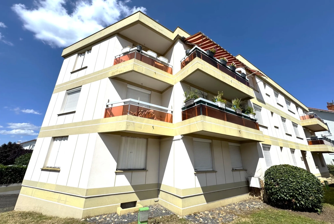 Appartement T1 avec parking proche de la Faculté de Médecine à Beaumont 