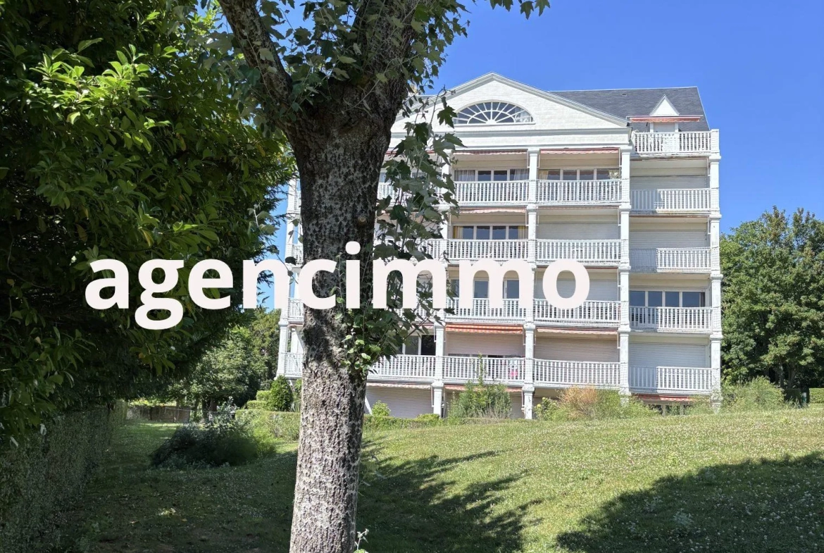 Magnifique studio avec terrasse, vue mer et jardin à Trouville-sur-Mer 