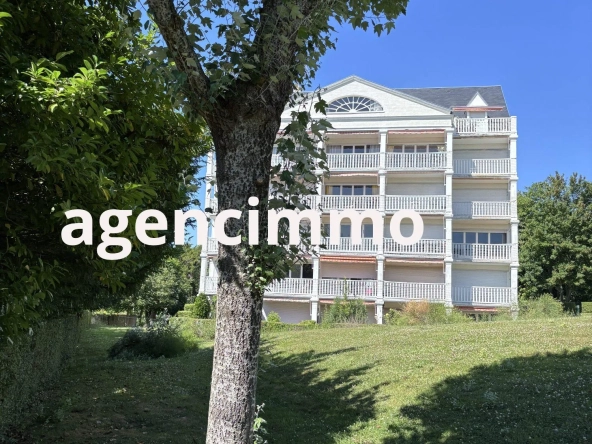 Magnifique studio avec terrasse, vue mer et jardin à Trouville-sur-Mer