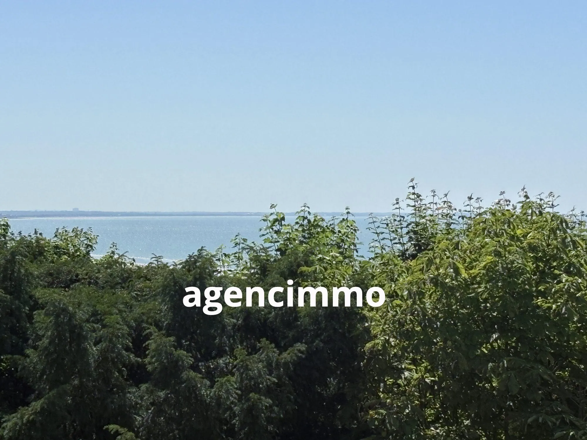 Magnifique studio avec terrasse, vue mer et jardin à Trouville-sur-Mer 