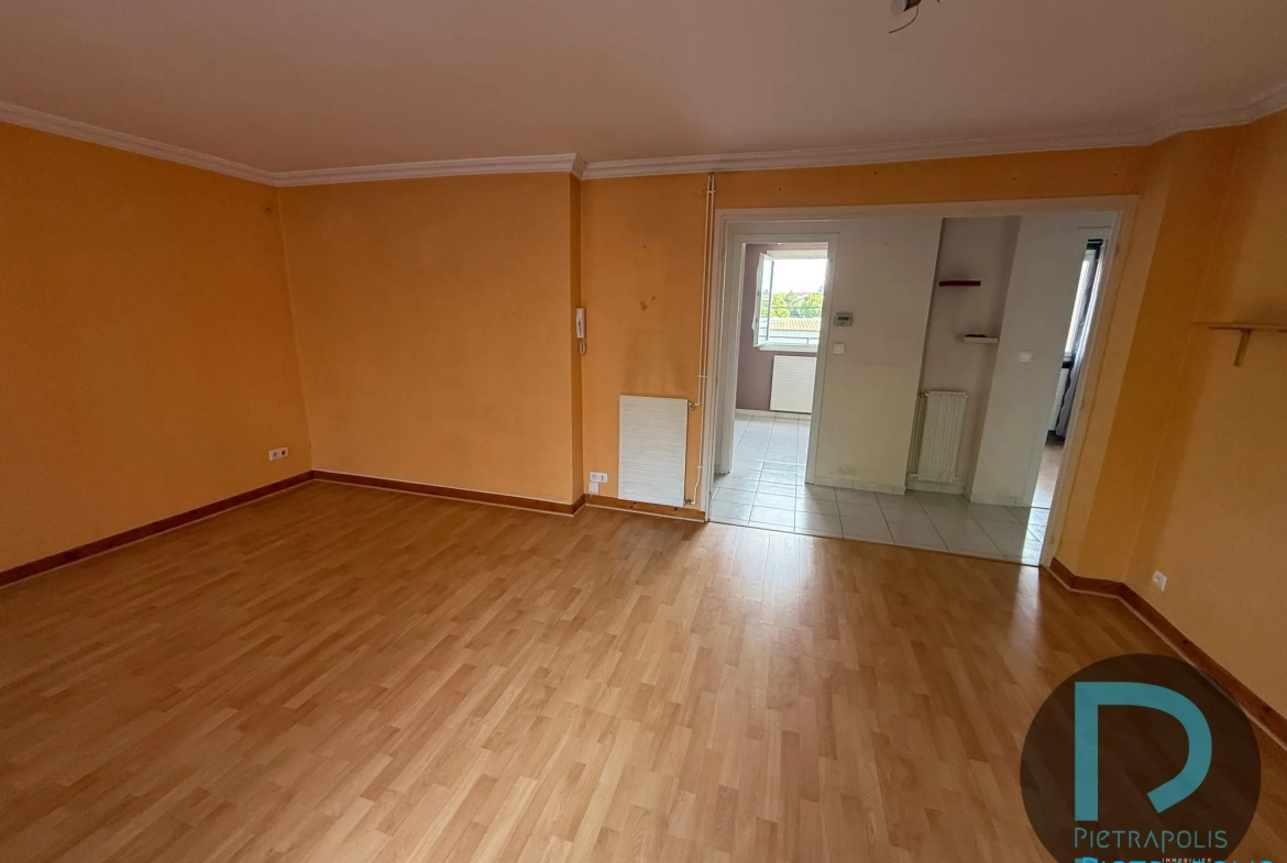 Bel appartement T3 lumineux avec balcon à Villefranche-sur-Saône 