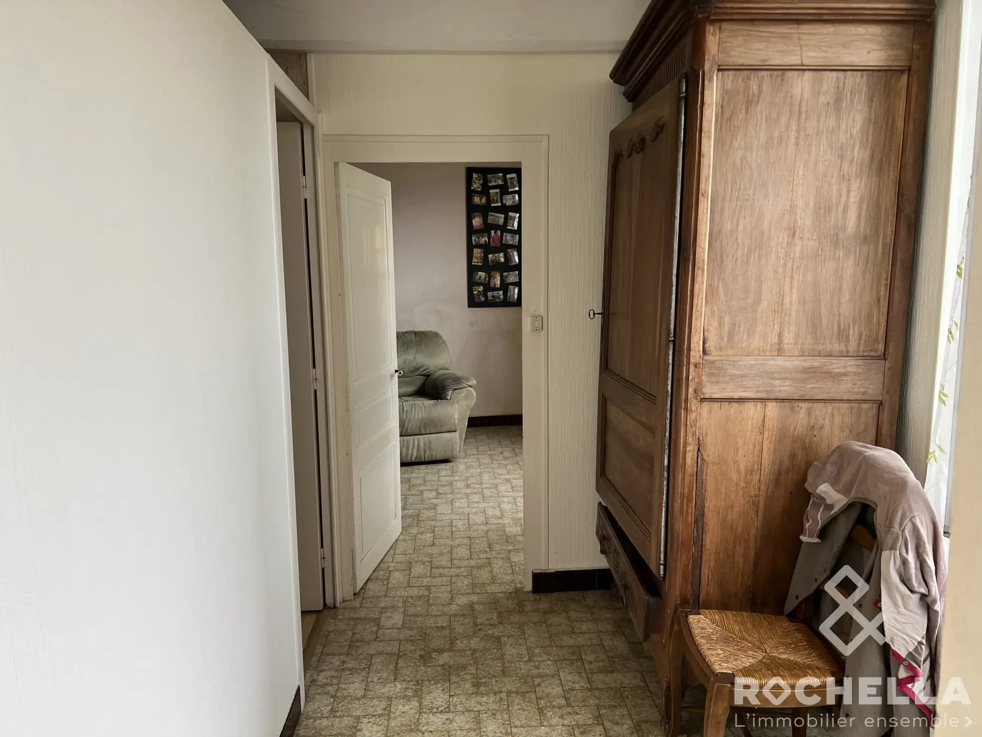 Maison de bourg à rénover à Lozay avec dépendance et potentiel d'agrandissement 