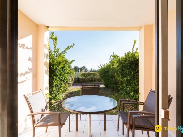 Terrain constructible de 401 m² à Saint André, lotissement sécurisé et prêt à bâtir