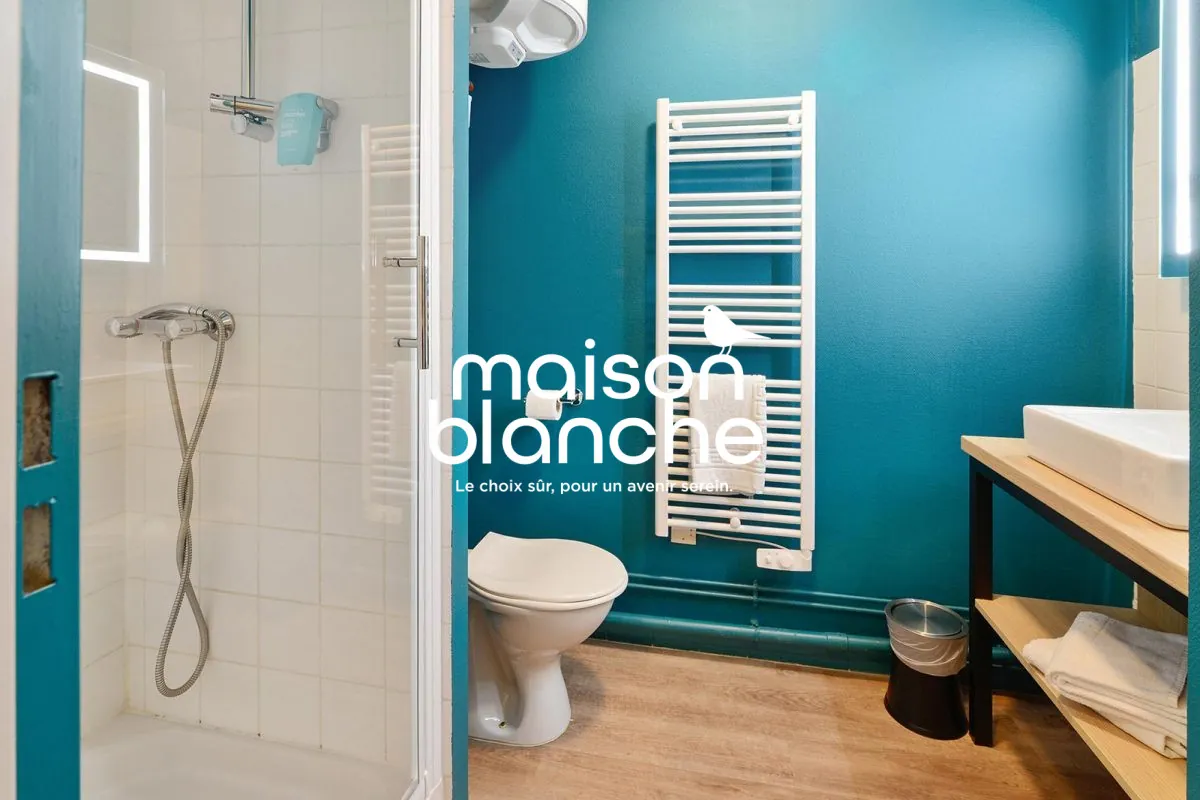 Investissement LMNP à Blois : Studio sous bail commercial avec rendement sécurisé 