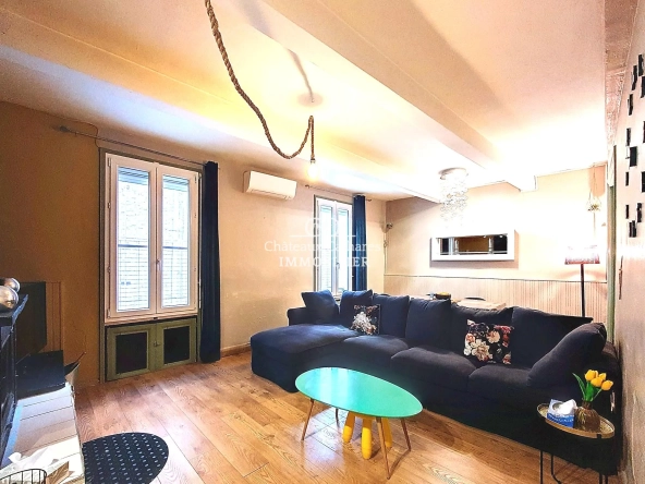 Maison de village rénovée avec grand garage à Maury - 154 m²