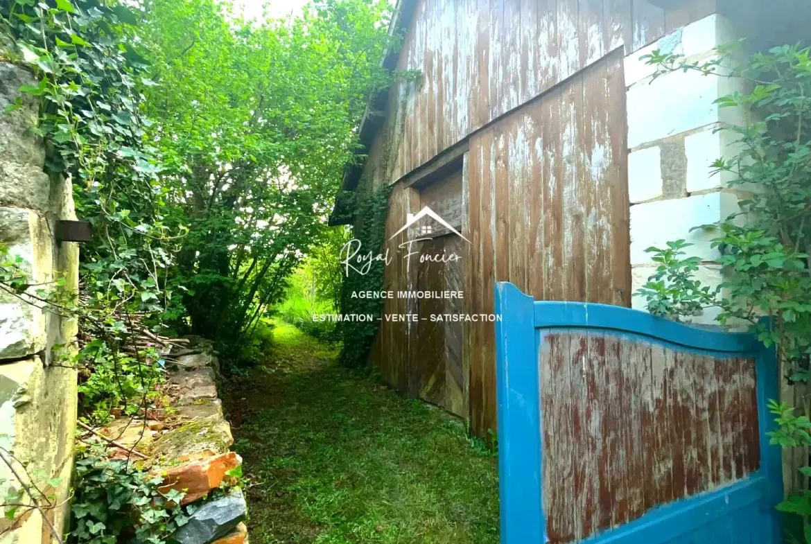 2de Grange Maison de campagne authentique à Descartes avec jardin et potentiel de rénovation 
