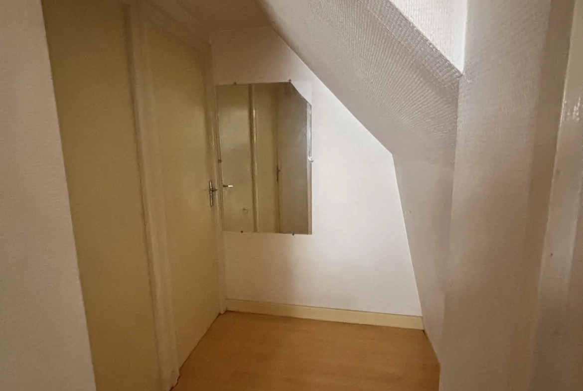 Maison de ville à vendre avec garage à Argentat-sur-Dordogne 