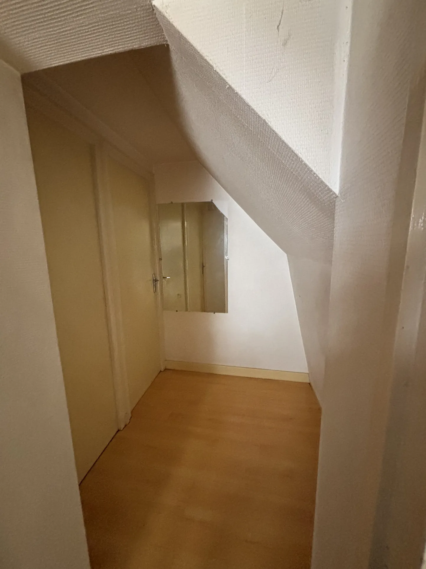 Maison de ville à vendre avec garage à Argentat-sur-Dordogne 