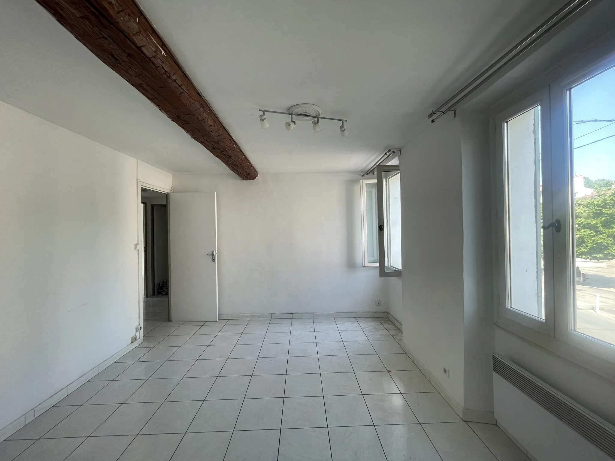 Appartement T3 à Toulon de 51,40 m² dans copropriété calme 