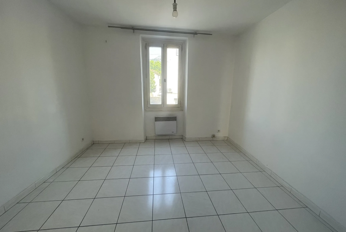 Appartement T3 à Toulon de 51,40 m² dans copropriété calme 