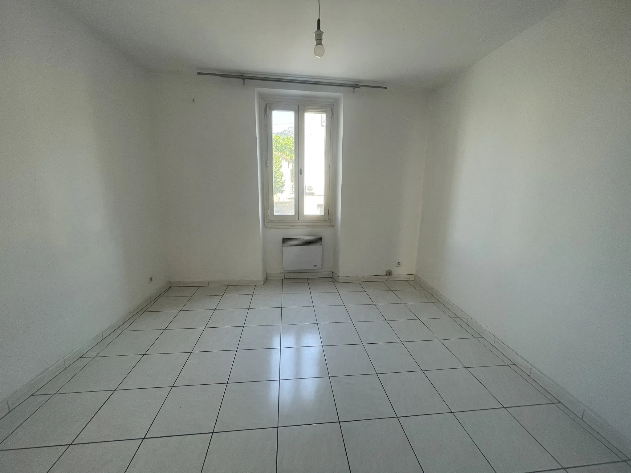Appartement T3 à Toulon de 51,40 m² dans copropriété calme 