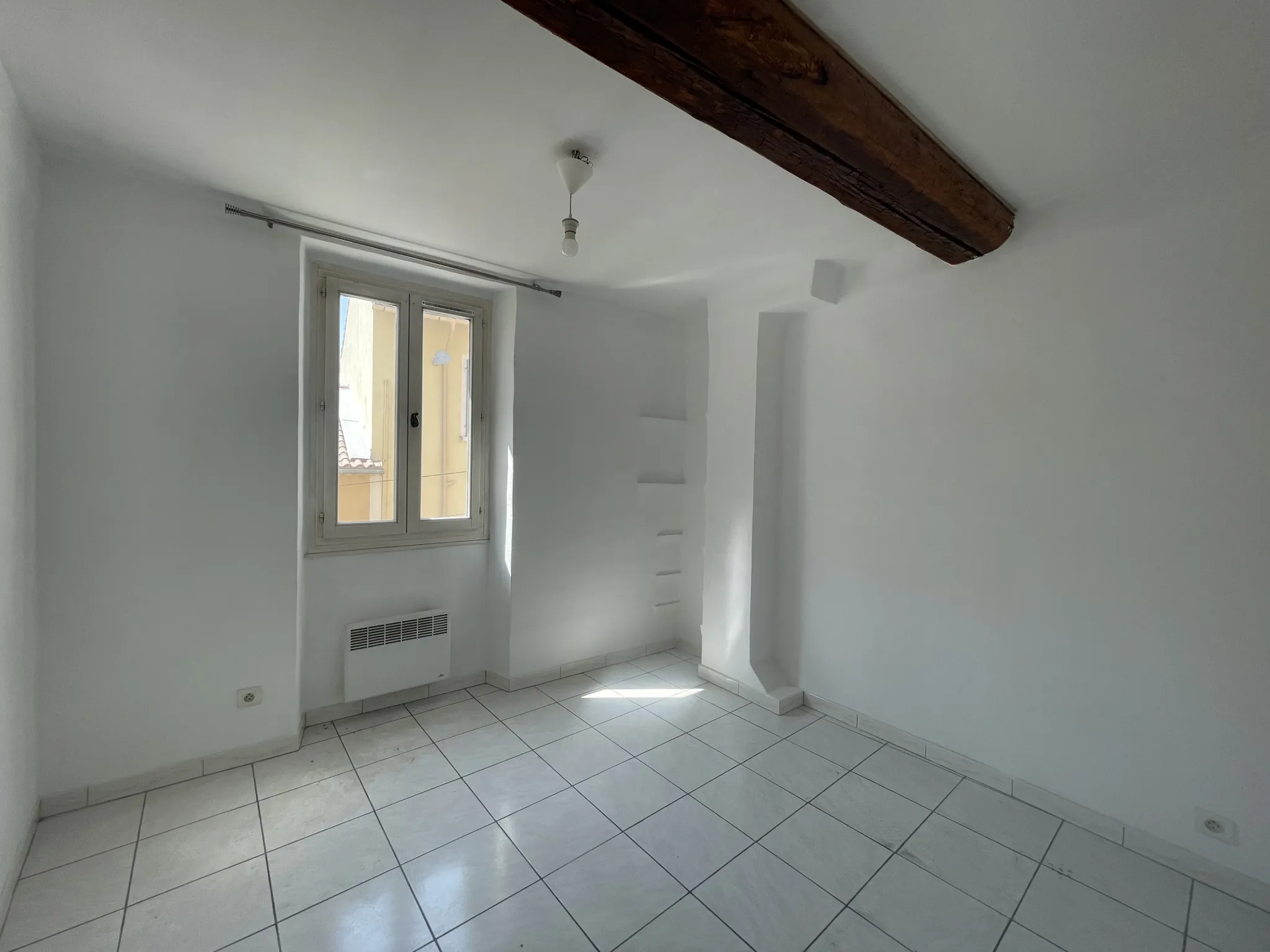 Appartement T3 à Toulon de 51,40 m² dans copropriété calme 