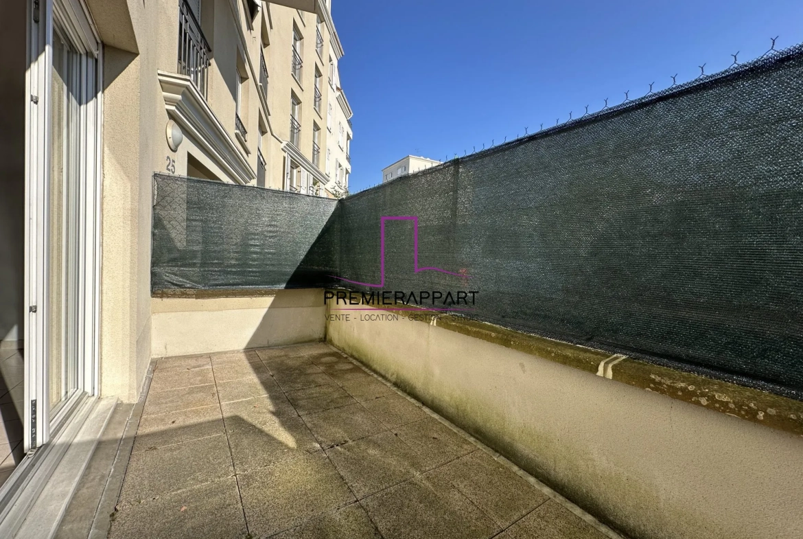 Studio de 36 m² avec terrasse à Poissy Quartier de Noailles 