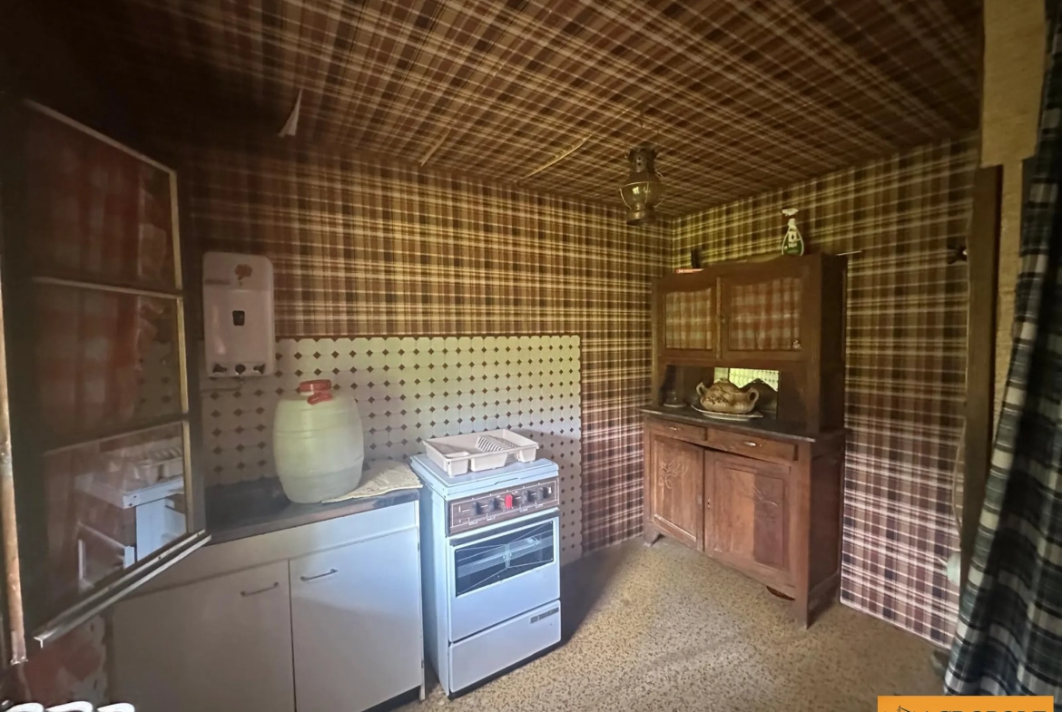 Chalet à vendre à Pierrefitte-ès-Bois sur terrain de 3516 m² 
