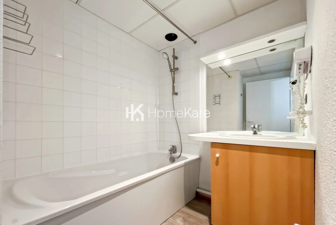 Appartement T2 à Rouffiac-Tolosan avec balcon, parking et proximité commerces 