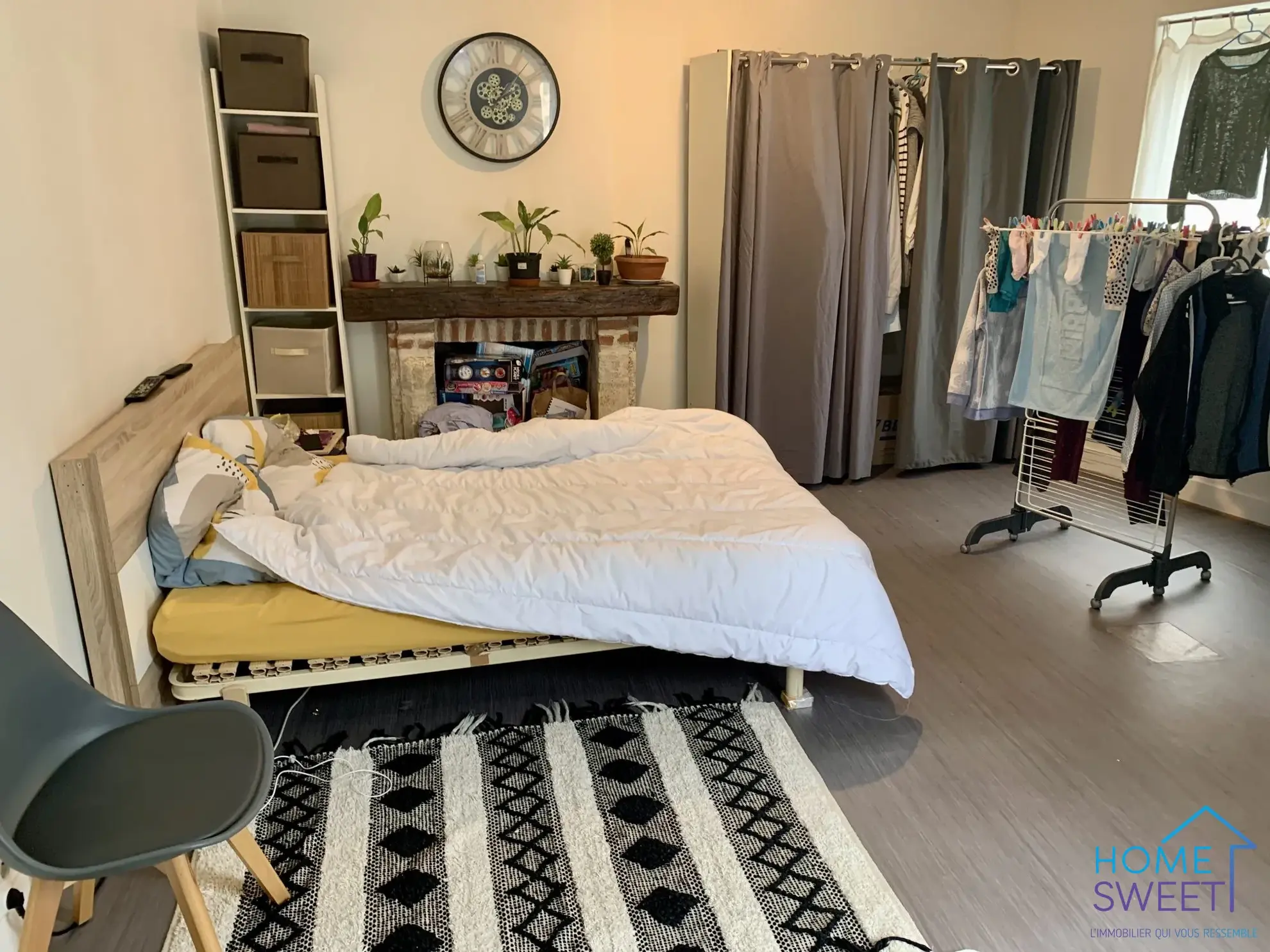 Immeuble de rapport à Sandillon avec local commercial et appartement loué 