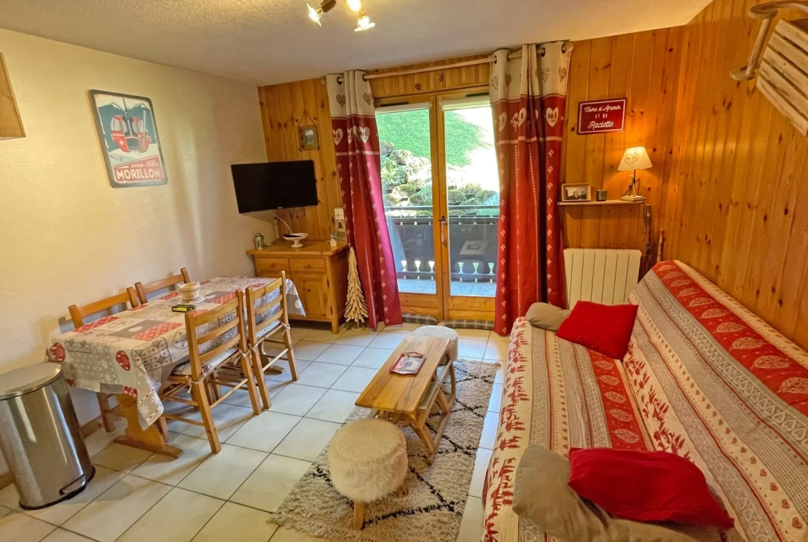 Appartement 2 pièces à vendre à Morillon, proximité du centre, avec jardin et cave 