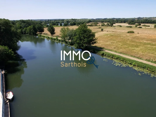 Terrain de loisir de 365 m² en bordure du Loir à La Chartre-sur-le-Loir