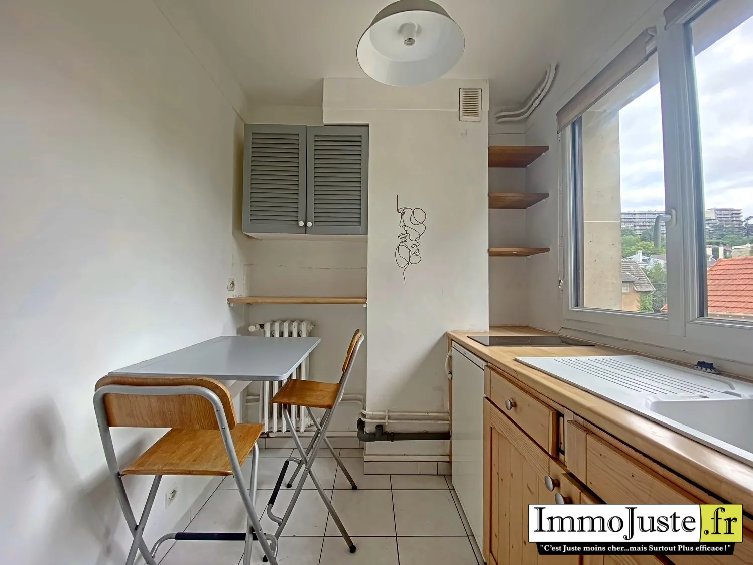 Studio de 22,46 m² avec balcon à Saint-Cloud proche commodités 