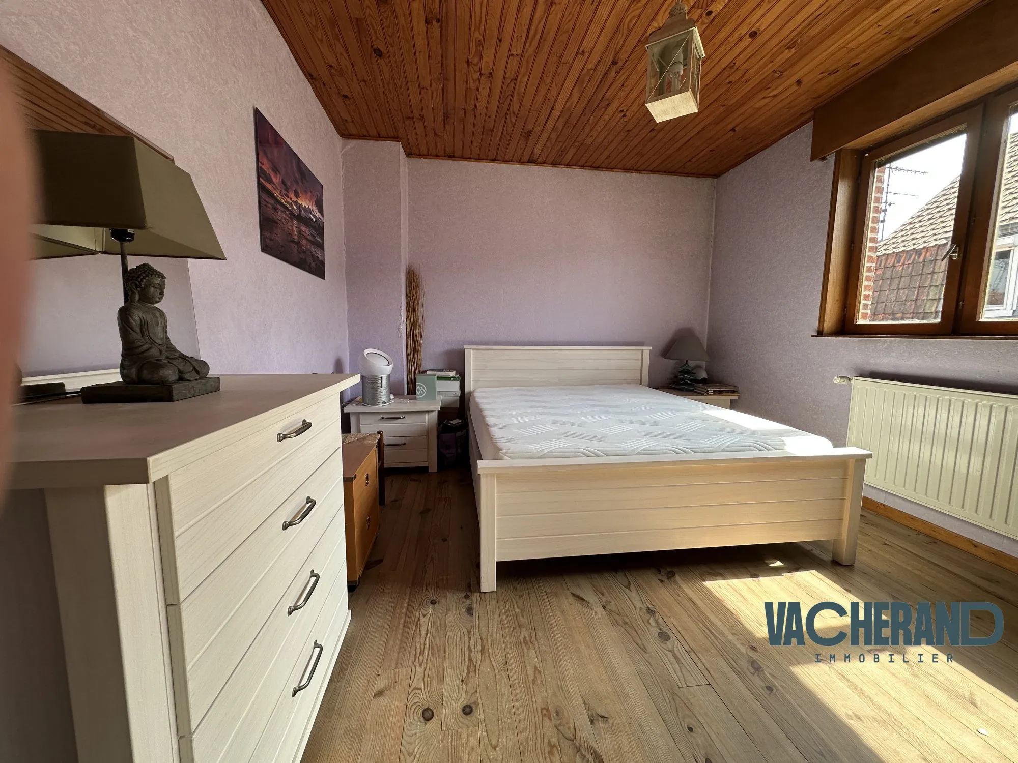 Maison à vendre à Halluin de 81 m² avec cour et 2 chambres, proche commodités 