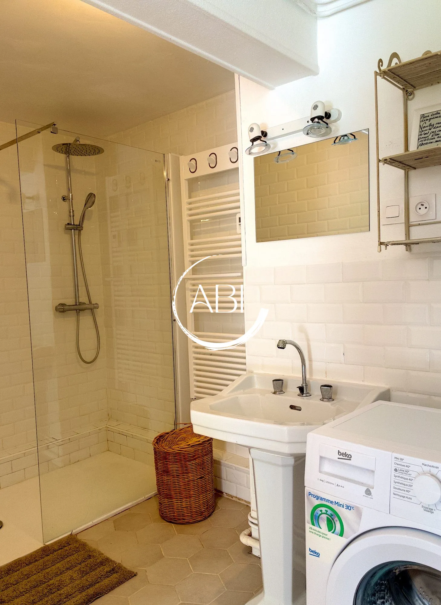 Appartement à vendre à Bagnoles de l'Orne avec jardin privé et stationnement 