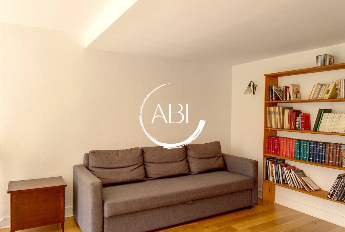 Appartement à vendre à Bagnoles de l'Orne avec jardin privé et stationnement 